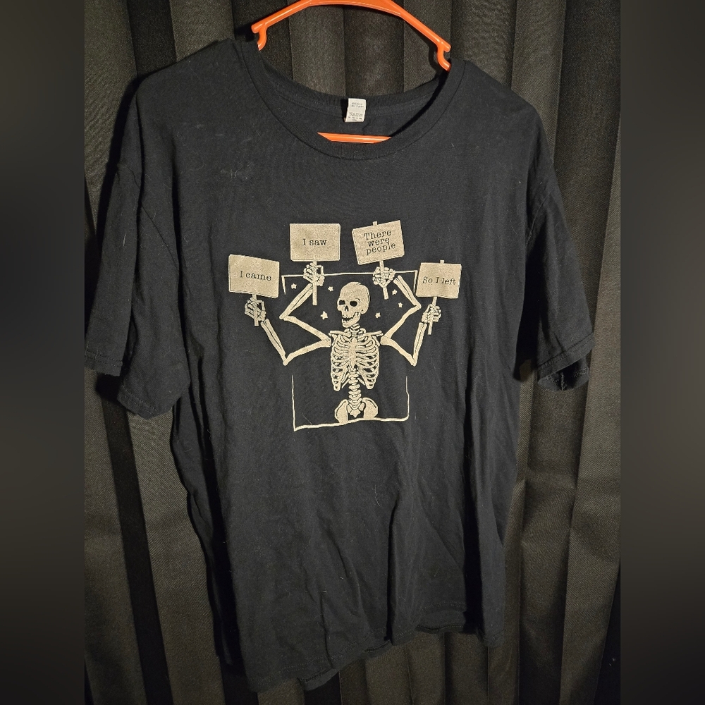 Funny skeleton t-shirt